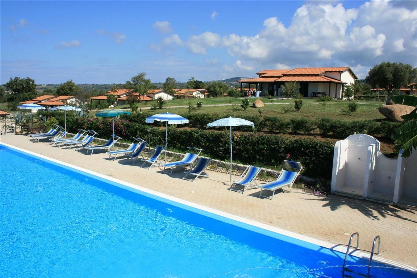 Agriturismo Ninea Ricadi Luaran gambar