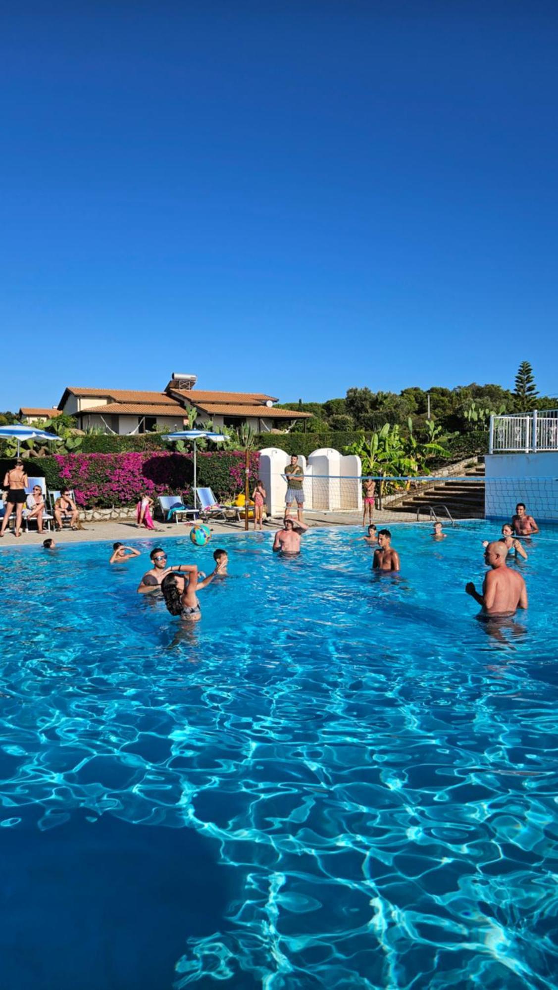 Agriturismo Ninea Ricadi Luaran gambar
