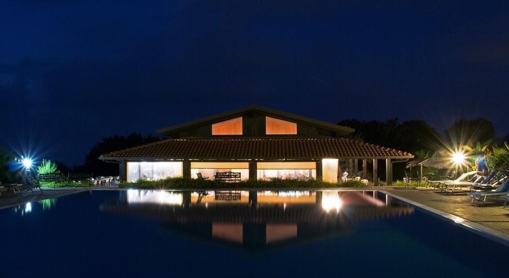 Agriturismo Ninea Ricadi Luaran gambar
